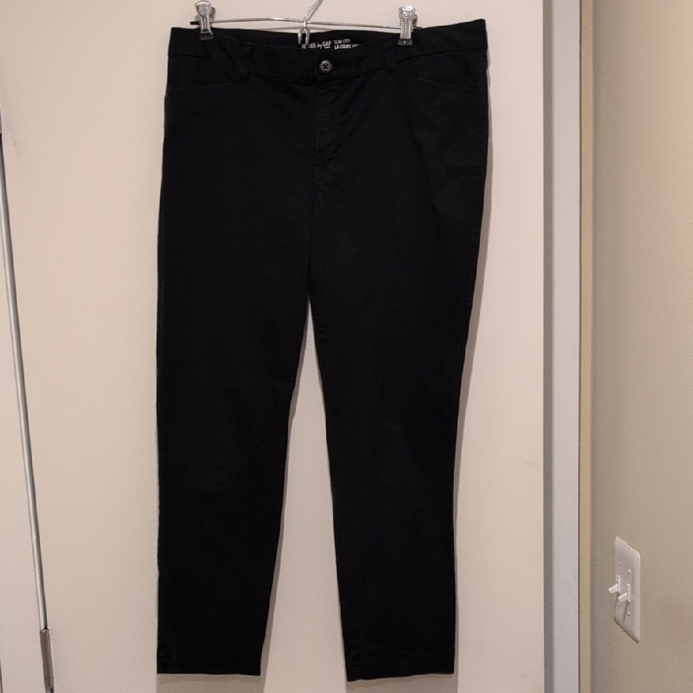 GAP Black Chinos Slim Fit